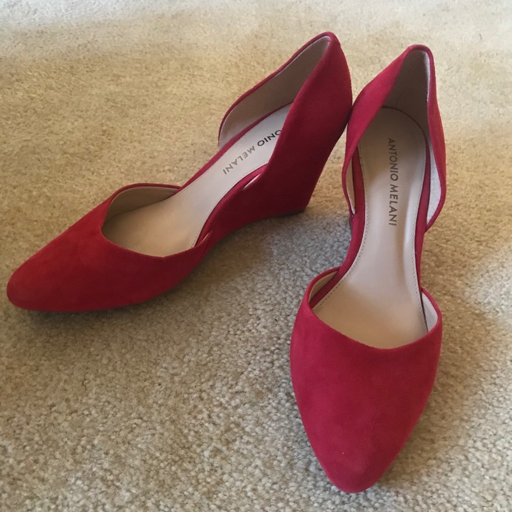 New suede wedges